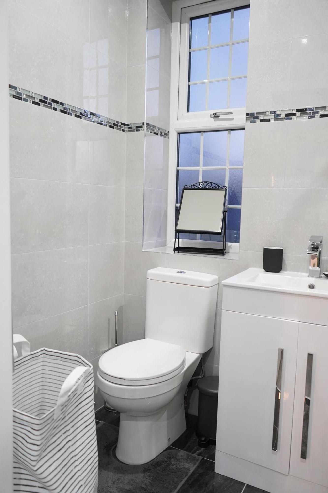 Green Leaf Apartment Birmingham Bagian luar foto