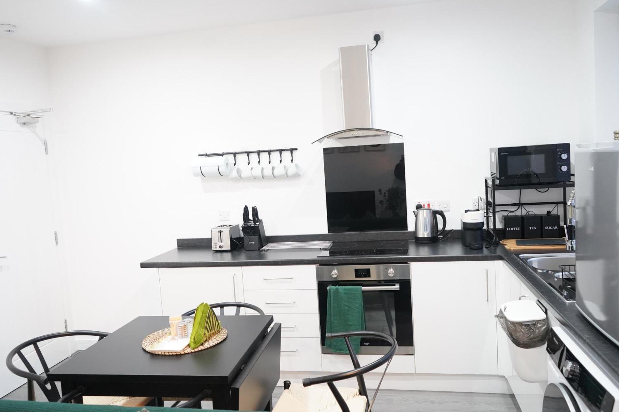 Green Leaf Apartment Birmingham Bagian luar foto